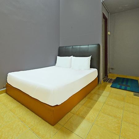 Spot On 90144 Corridor Hotel 1 بيكان المظهر الخارجي الصورة